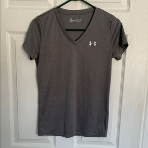 Under Armour Women's Gray V-Neck Tee